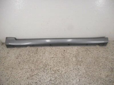 03-05 Infiniti FX35 Driver Painel Balancim Esquerdo Moldagem Saia Lateral Fabricante de Equipamento Original - Imagem 1 de 4