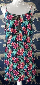 Damen rosa grün Blumen Mini Länge Sommer Bikini Cover Up Kleid von F&F Größe 6 - Bild 1 von 6