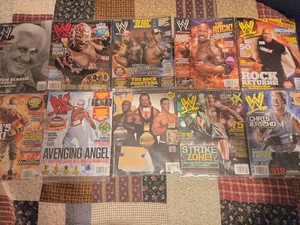 wwe magazine lot Of 20 From Mid 2000's To  Early 2010's - Bild 1 von 4