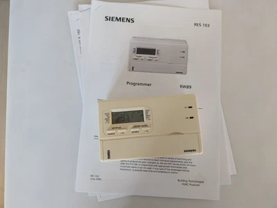 Siemens RWB9 Central Heating Programmer / Backplate / Manuals - Image 1 of 4