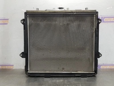 13 2013 TOYOTA 4RUNNER LIMITED 4.0L RADIATOR  - Image 1 of 4