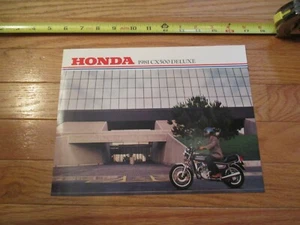 Honda Motorcycle CX500 Deluxe 1981 Vintage Dealer Sales Brochure - Picture 1 of 2
