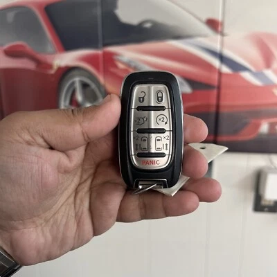 Llavero remoto inteligente M3N-97395900 para Chrysler Pacifica Voyager 2017 2018-2022 Foto 1 de 4