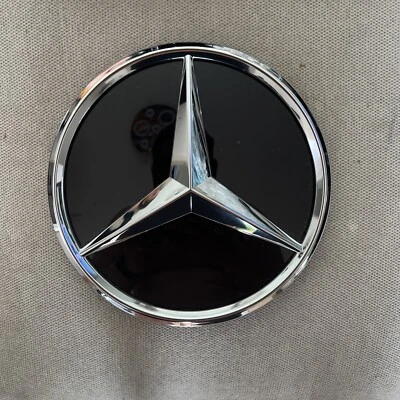 GENUINE MERCEDES BENZ STAR W177 W205 W247 FRONT GRILLE BADGE A0008880400 - image 1 of 4