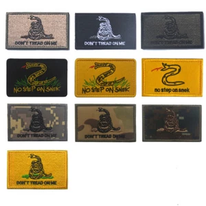 Insignia de sujetador de bucle de gancho de airsoft bordado DON'T TREAD ON ME SERPIENTE EE. UU. - Imagen 1 de 12