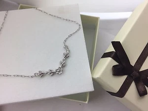 Neu 14k einfarbig weißgold Diamant Blume Halskette perfektes Geschenk - Bild 1 von 10