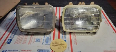 81-87 Chevrolet GMC Squarebody Single Headlight Buckets Trim Ring Retainers Bulb - Image 1 of 4