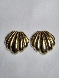 Vintage BLUETTE FRANCE signed Gold Tone Shell Shoe Clips - Picture 1 of 4