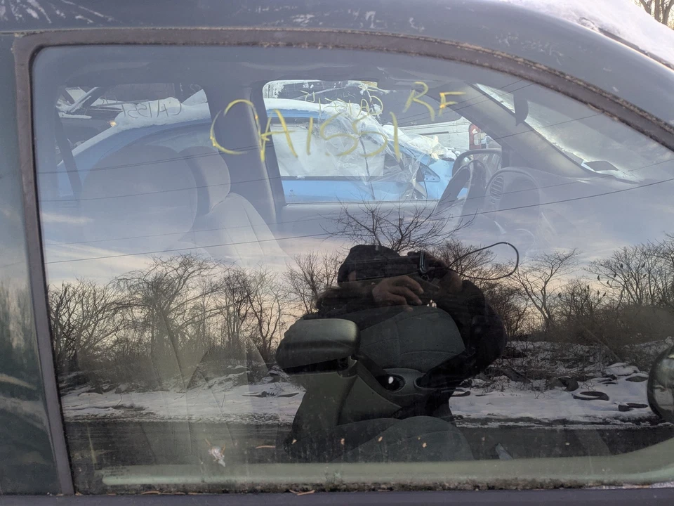 Front Door Glass/window TRAILBLAZER EXT Right 02 03 04 05 06 Foto 1 de 1