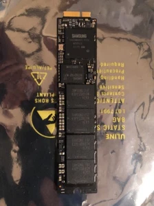 Apple MacBook Air MC503LL/A 2010 2011 256GB SSD Hard Drive 661-5684 - Picture 1 of 2