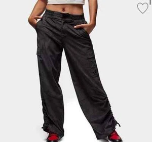 DAMEN GRÖSSE LARGE Jordan Chicago Cordhose FD8209-010 schwarz Nike Air Cargo - Bild 1 von 10