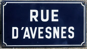 Old vintage French enamel street road sign plaque plate rue d'Avesnes Commune - Picture 1 of 1