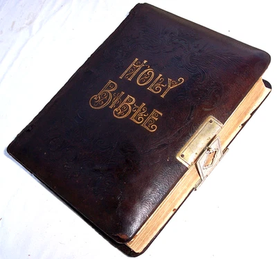 Antique Family Padded Clasp Bible Self Pronouncing Names: Hicks Rea Lasiter  #51 - Image 1 of 4