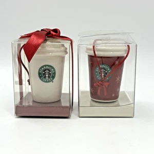 Starbucks Hot Cup Keramik Ornamente 2er Set Rot & Weiß Neu in OVP - Bild 1 von 3