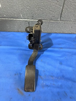 Lincoln MKX Ford Edge 2008 3,5 L, pedal de gasolina sin turbo y sensor 7T43-9F836-A Foto 1 de 4