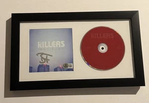 BRANDON FLOWERS SIGNIERT HOT FUSS CD GERAHMT THE KILLERS BAND LEADSÄNGER BAS COA - Bild 1 von 2