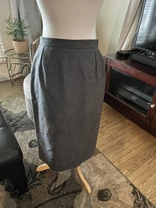 Vintage Valentino Miss V grey Lana wool skirt size 42 (8) - Picture 1 of 6