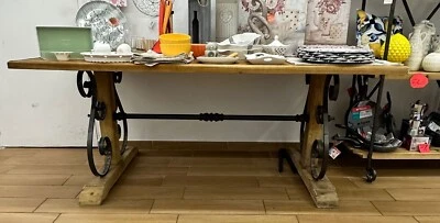 Tavolo legno arredo esposizione ferro battuto legno - Immagine 1 di 2