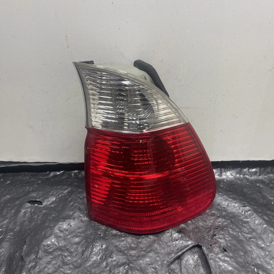 Conjunto de luces traseras BMW X5 2004 344-1904R-AS-CR Foto 1 de 4