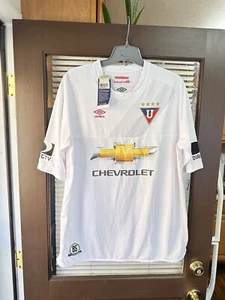 NWT Authentic LDU Liga De Quito Ecuador 2015 Home Football Soccer Jersey Kit NEW - Picture 1 of 6