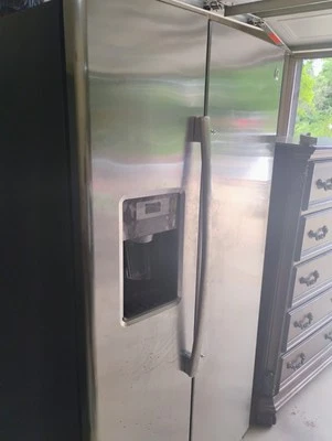 GE Refrigerator Full Size - Image 1 of 4