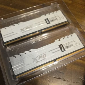 ADATA XPG GAMMIX D10 8GB (2x8GB) DDR4 RAM 3200MHz (AX4U320038G16A-BW10) - Afbeelding 1 van 3