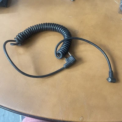 Paramount Flash Sync Cord Household to Male PC Coiled 2' - Image 1 of 4