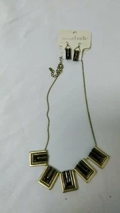 Gold- und schwarzfarbene Latzkette mit Ohrringen - neu - Bild 1 von 1