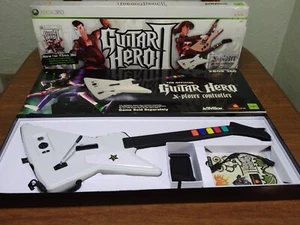Guitar Hero 2 Xbox 360 Cablato USB Xplorer In Box Adesivo Cinghia No Gioco ~Testato - Foto 1 di 24