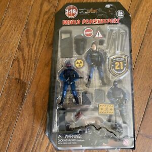 M&C Toys World Peacekeepers S.W.A.T. 3xAction Figures Set 3.75” Brand New Sealed