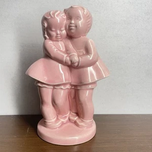 Vintage Pink Boy And Girl Embracing Ceramic Planter Shawnee - Bild 1 von 11