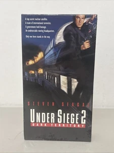 Under Siege 2 - Dark Territory (VHS) Brandneu Sealed - Bild 1 von 5