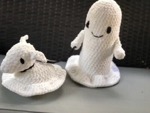 Handmade Crocheted VIRAL Ghost Walking Dog - Picture 1 of 6
