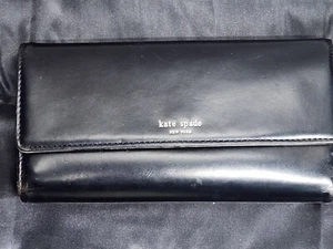 Kate Spade Black Patent Leather Trifold Wallet Cream Interior * See Pics - Picture 1 of 16