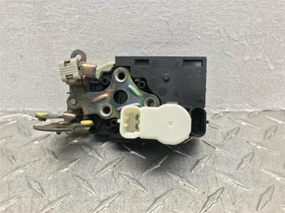 2003 CHEVROLET TRAILBLAZER PASSENGER FRONT DOOR LATCH LOCK ACTUATOR OEM 16639868 - Image 1 of 4