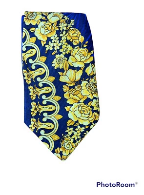 Gravata de seda GIANNI VERSACE estampa Barrocco & Waves azul e dourada da FW 1991/92 - Imagem 1 de 4