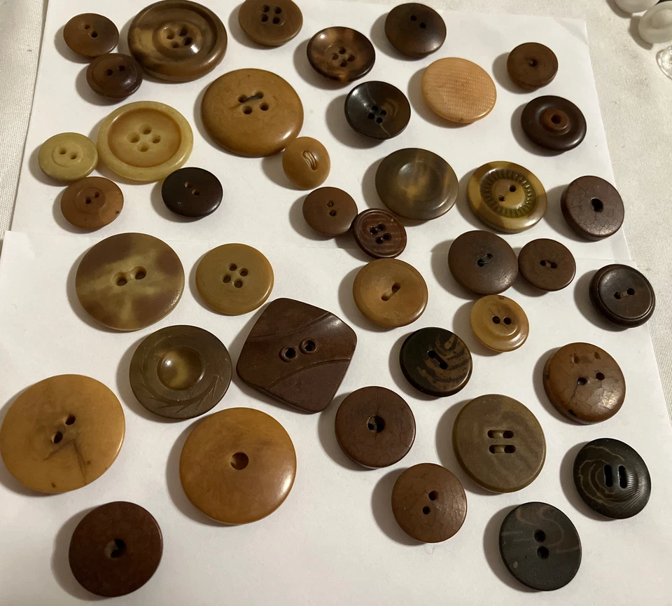 Antique VTG Brown Tan Tortoise Mixture Of Assorted Awesome 40 Buttons Lot 1 - Image 1 of 4