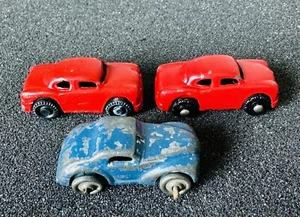 LOT OF 3 BARCLAY 1950’s STYLE AUTO TRANSPORTER CARS W/METAL WHEELS - Picture 1 of 6