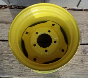 John Deere 420 430 Rasentraktor Hinterrad Felge Rad AM101523, 12 x 10,5, extra breit - Bild 1 von 4