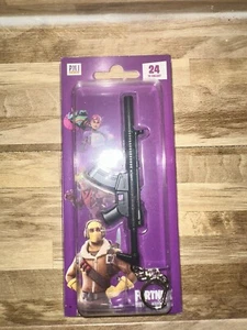 Fortnite Metal Keyring - Epic Games - Official Keychain - Shot Gun- New - Picture 1 of 6