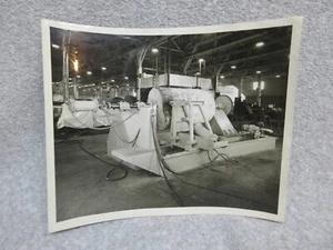 1940's  8"x10" PEELING LOGS  PHOTO ALBANY Oregon MACHINE & SUPPLY Co LUMBER MILL - Picture 1 of 2