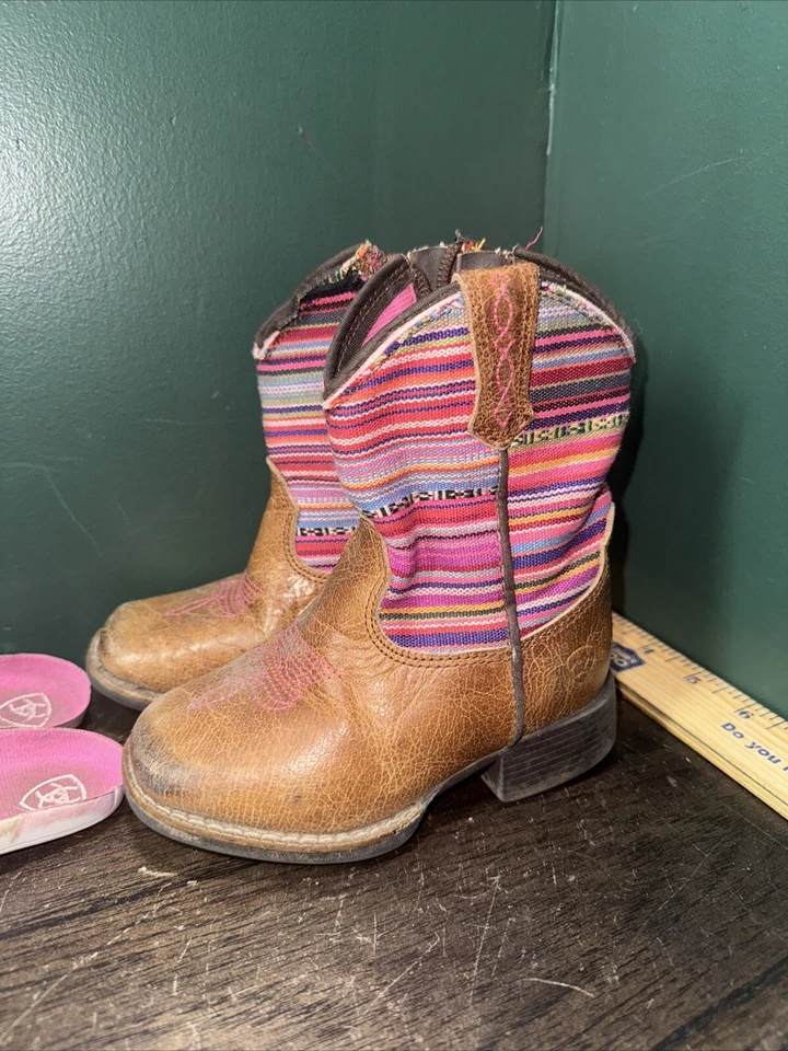 Bota infantil Little Stompers Ariat talla 6-7 Foto 1 de 4