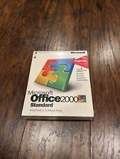 Microsoft Office 2000 Upgrade  Includes 4 Complete Office 200 Applications New