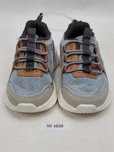 Zapatillas deportivas Carters Carmesí para niños sin cordones grises talla 6M - Imagen 1 de 5