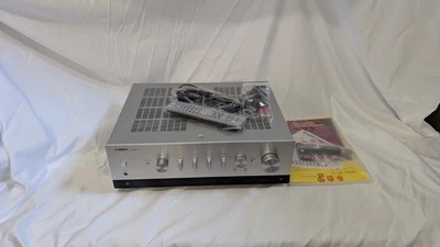Yamaha R-N1000A  Stereo-Receiver silber - Beschädigt - Angebot vom Fachhändler - Bild 1 von 4