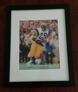 Eric Dickerson Unsigned 8 X 10 Matted 11 X 14 Glass Black Frame Los Angeles Rams - Picture 1 of 6