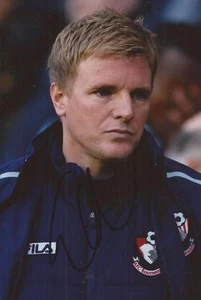 BOURNEMOUTH: EDDIE HOWE SIGNED 6x4 ACTION PHOTO+COA - Picture 1 of 1