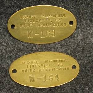 2 Rockwell International Linesville PA Motor ID Messing Anhänger Anhänger M-163 M-164 2" - Bild 1 von 2