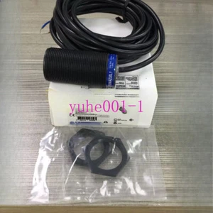 1PC NEW XS4P30MA230L1 Sensor #YX - Picture 1 of 1
