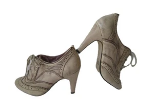 BOTÍN CON CORDONES AL TOBILLO BEIGE CUERO ENVEJECIDO SEYCHELLES PARA MUJER TALLA US 6.5 LO ÚLTIMO - Imagen 1 de 8